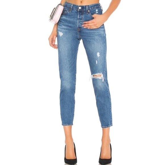 Levi’s Premium Wedgie Icon High Rise Tapered Leg Distressed Button Fly size 30 - Picture 1 of 9